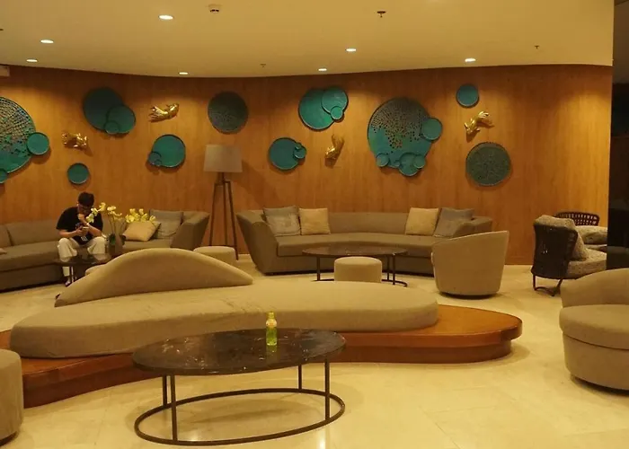 Modern Staycation Near Moa & Naia With Ps4, Netflix, Wi-fi *