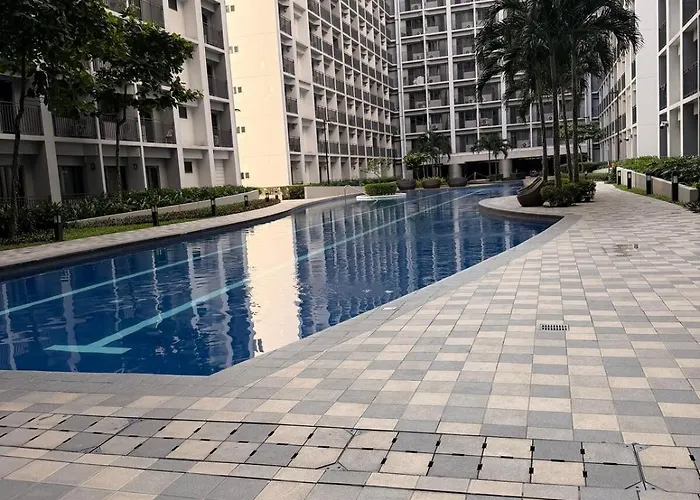 Modern Staycation Near Moa & Naia With Ps4, Netflix, Wi-fi *